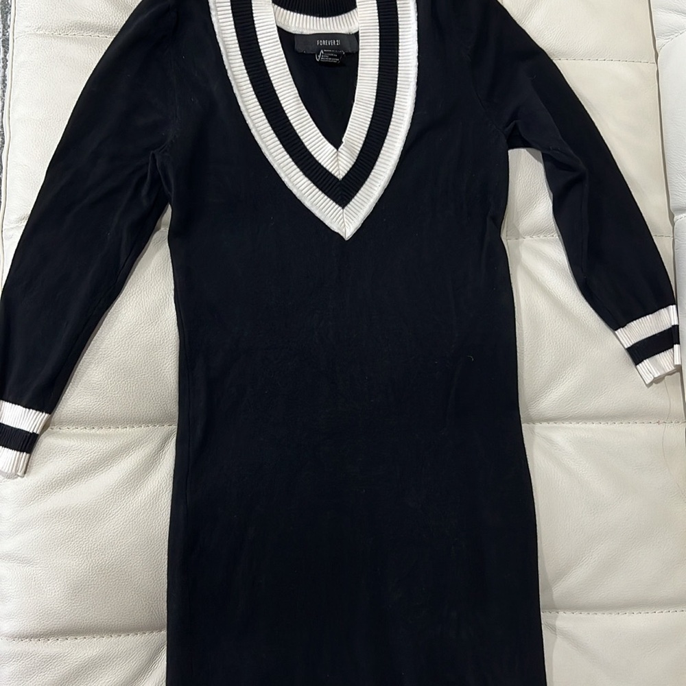 V-Neck sweater Dress